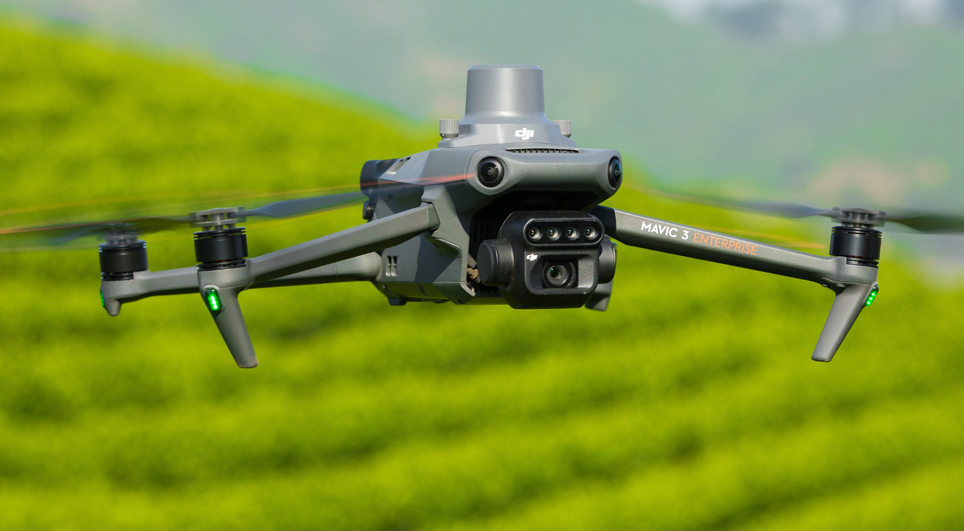 DJI Mavic 3M – Multispectral Mapping Drone for Precision Agriculture & Environmental Analysis - Image 4