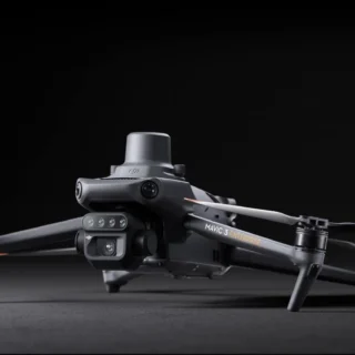DJI Mavic 3M – Multispectral Mapping Drone for Precision Agriculture & Environmental Analysis